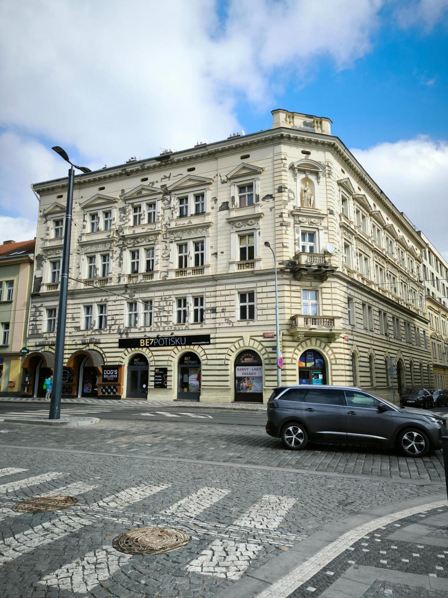 Ferienwohnung Valentinka Minutes Away From Charles Bridge Prag Exterior foto